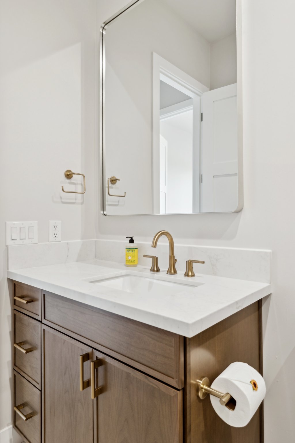 35-web-or-mls-cherry-hills-ct